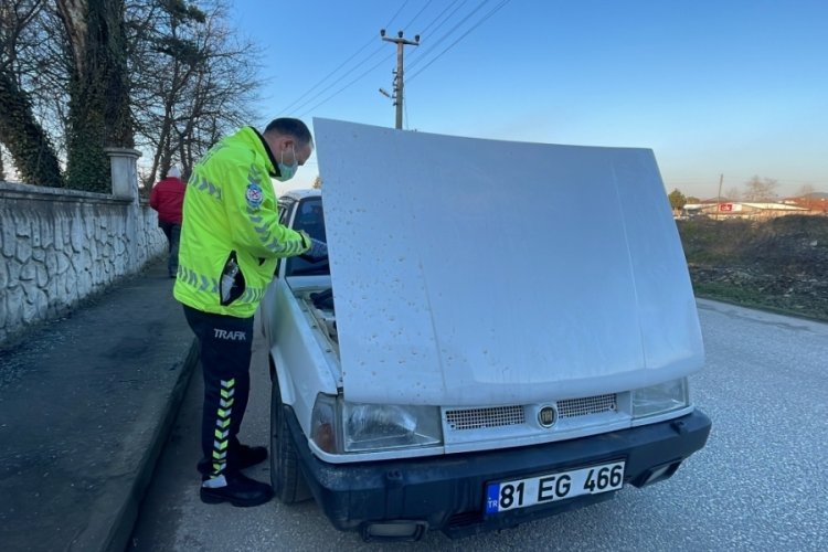 D&uuml;zce'de &ccedil;alınan aracını farklı plakayla g&ouml;rd&uuml;
