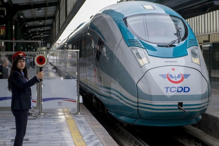 TCDD Genel M&uuml;d&uuml;r&uuml;: Trenlerimizde negatif PCR test zorunluluğu kaldırılmıştır