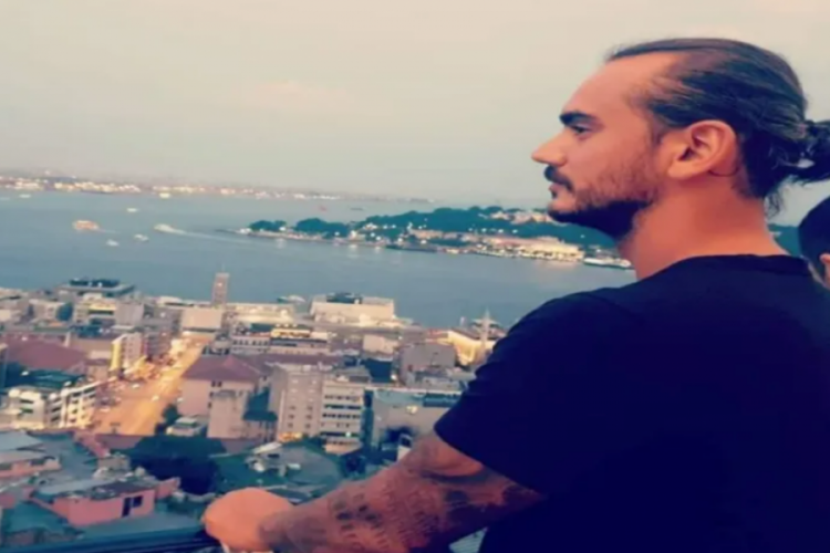 28 yaşındaki kahveci bor&ccedil;ları y&uuml;z&uuml;nden bunalıma girip intihar etti!