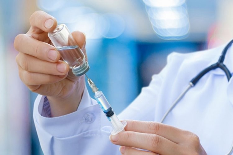 Fransa'da 560 bin kişinin sağlık kartı iptal edildi