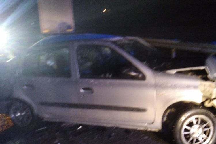 Yollar buzlandı, kazalar peşi sıra geldi