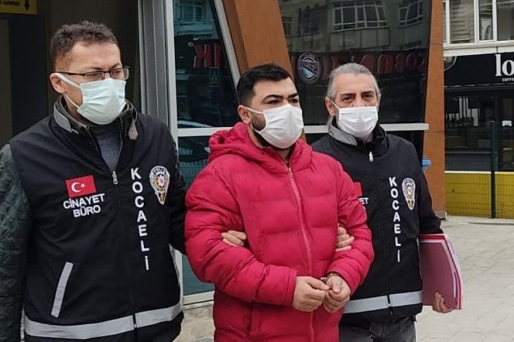 Evine giren hırsızı bı&ccedil;aklayarak &ouml;ld&uuml;rd&uuml;