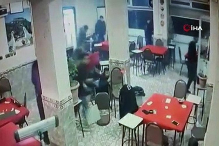 Kahvehaneye yapılan silahlı saldırı: 2 yaralı