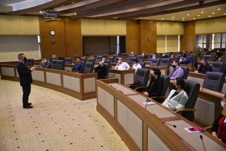 Bursa B&uuml;y&uuml;kşehir Belediyesi personeline 'enerji verimliliği' eğitimi