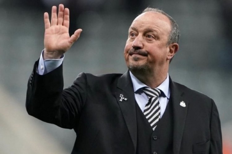 Everton, Rafael Benitez ile yollarını ayırdı