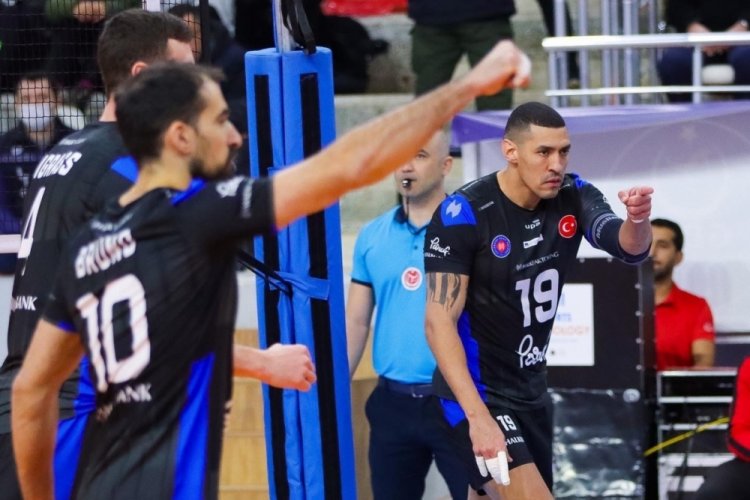 Halkbank h&uuml;kmen galip ilan edildi