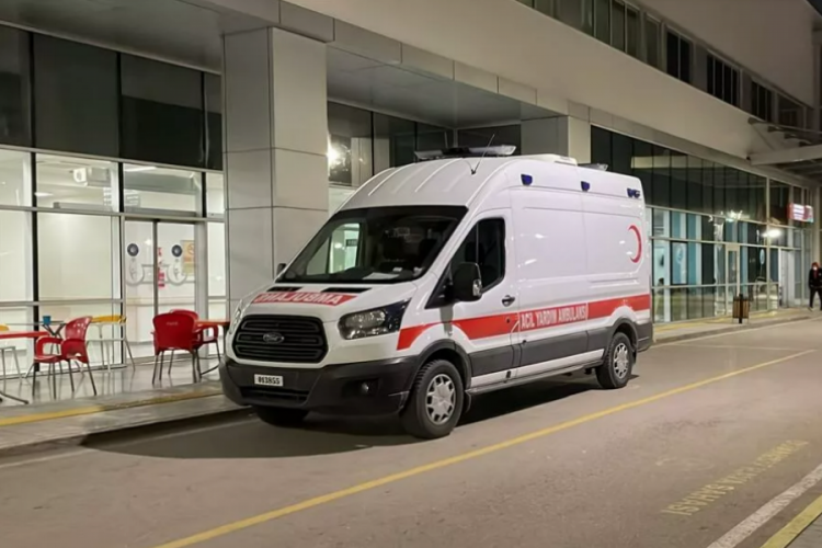 Nişan merasimi kabusa d&ouml;n&uuml;şt&uuml;: 91 kişi zehirlendi