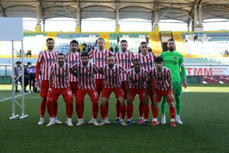 &Uuml;mraniyespor'dan &ouml;ğrencilere bedava bilet
