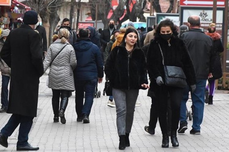 Eskişehir vaka yoğunluğunda zirvede! İşte koronavir&uuml;s artışının nedeni