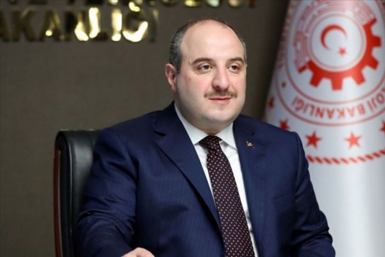 Bakan Varank'tan T&uuml;rk oyun firmasına tebrik