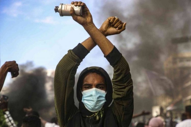 Sudan'daki protestolardaki can kaybı 71'e y&uuml;kseldi