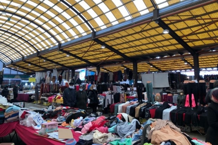 Bursalı pazarcılar isyan etti! "Havalar değil zamlar soğuk" (&Ouml;ZEL HABER)