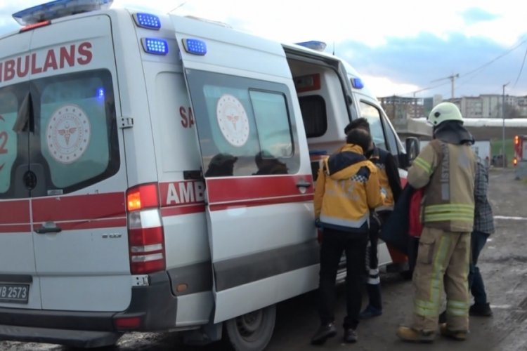 İstanbul Arnavutk&ouml;y'de iki kardeş sobayı tutuştururken kendilerini yaktı &nbsp;