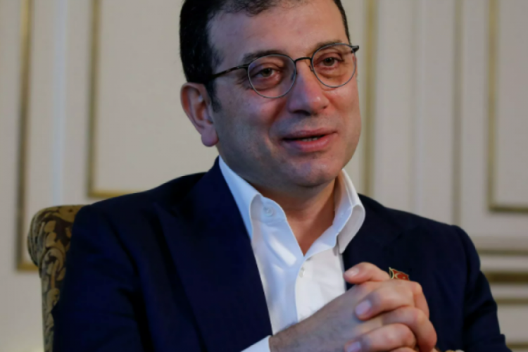 İmamoğlu'ndan Sezen Aksu'ya destek: Sanat&ccedil;ılar bu &uuml;lkenin i&ccedil; sesidir