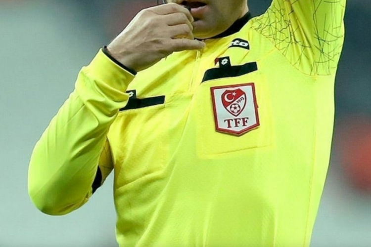 Kayserispor-Başakşehir ma&ccedil;ının hakemi değişti