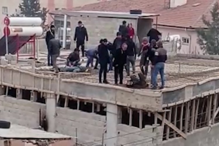 Şanlıurfa'da inşaatta akıma kapılan 2 iş&ccedil;i yaralandı