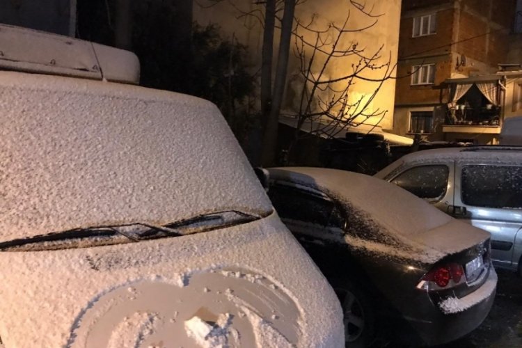 Meteoroloji uyardı! Bursa'da kar etkisini s&uuml;rd&uuml;recek mi?
