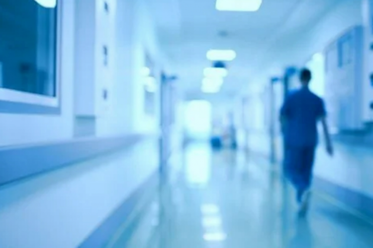 Trabzon'da randevusuz hasta doktora saldırdı