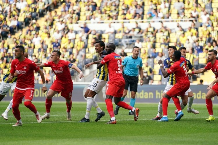 Sivasspor - Fenerbah&ccedil;e ma&ccedil;ı biletleri satışta