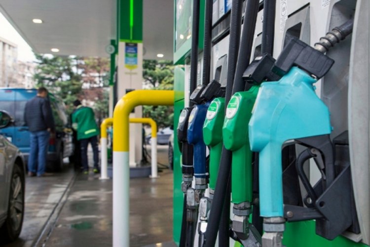 Benzine zam bekleniyor! Rekor kıracak