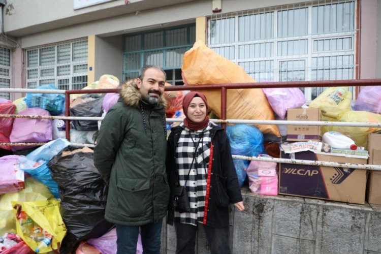 &Ouml;ğrenciler 3,5 ton atığı ekonomiye kazandırdı