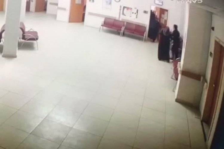 Hasta yakınları re&ccedil;ete tartışması nedeniyle doktoru darbetti