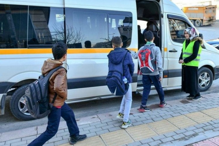 Whatsapp mesajı bile &uuml;cretli! Zamlar velileri isyan ettirdi