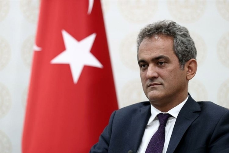 Milli Eğitim Bakanı &Ouml;zer'den y&uuml;z y&uuml;ze eğitim a&ccedil;ıklaması