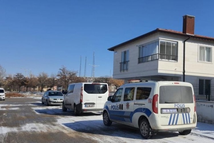 2 g&uuml;nd&uuml;r haber alınamayan şahıs evinde &ouml;l&uuml; bulundu