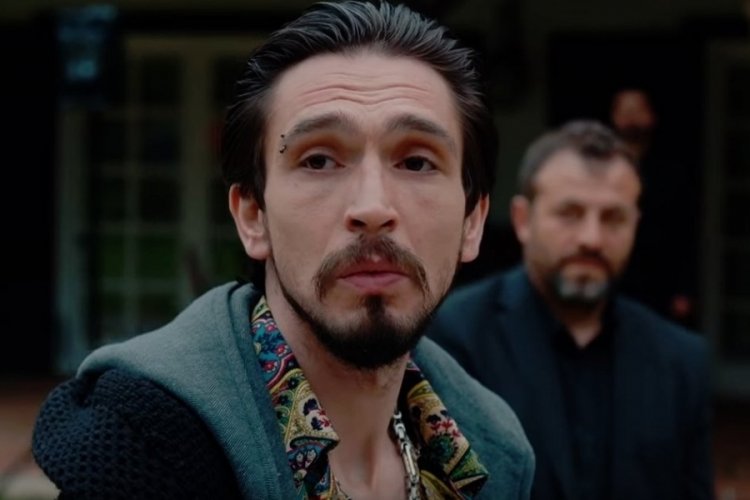 Ahmet Melih Yılmaz, trans birey olduğunu a&ccedil;ıkladı