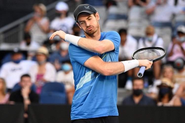 Andy Murray ve Emma Raducanu'dan Avustralya A&ccedil;ık'a veda