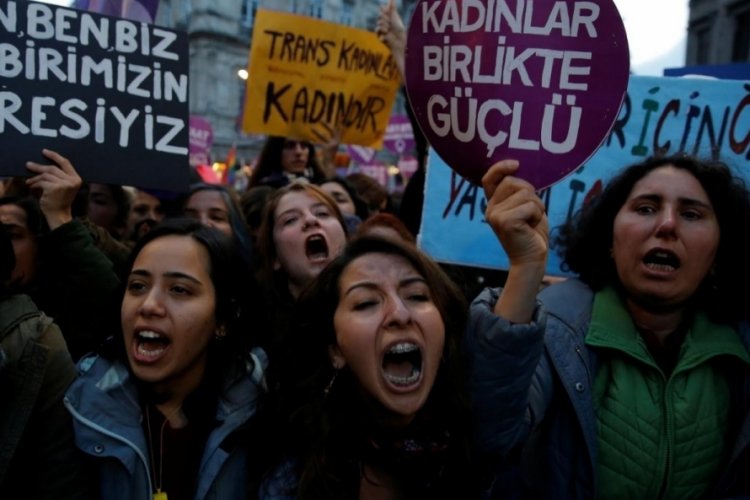 Danıştay savcısı, İstanbul S&ouml;zleşmesi'nden &ccedil;ıkmayı 'hukuka uygun' bulmadı
