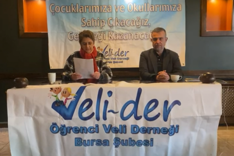 Bursa'da &Ouml;ğrenci Veli Deneğinden basın a&ccedil;ıklaması