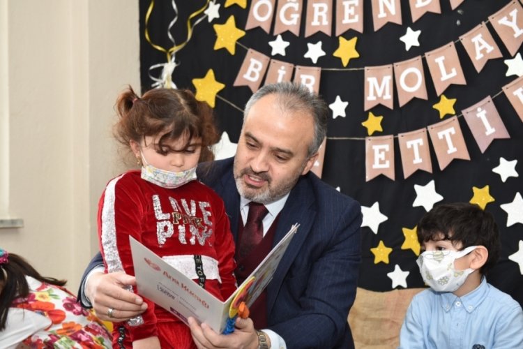 Bursa B&uuml;y&uuml;kşehir Belediyesi Ana Kucağı'nda karne sevinci yaşandı
