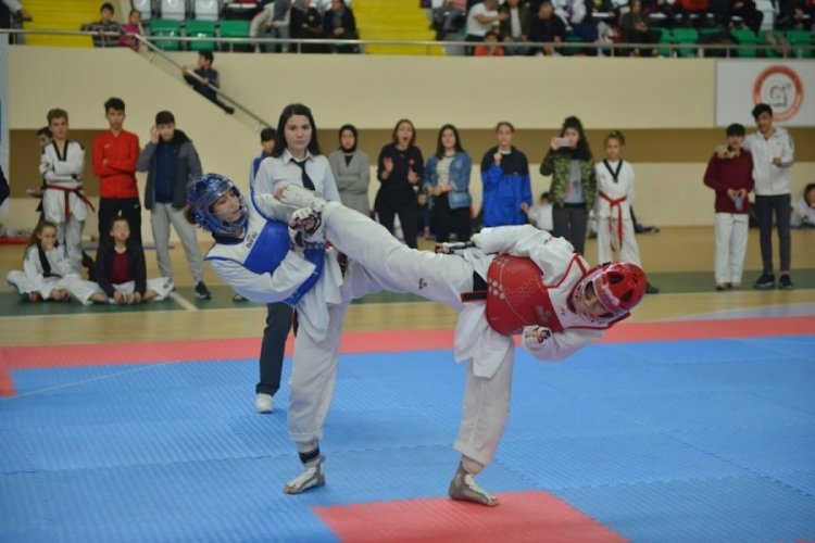 Bursa'da Yıldırım Belediyesi il&ccedil;enin spor kimliğini g&uuml;&ccedil;lendiriyor