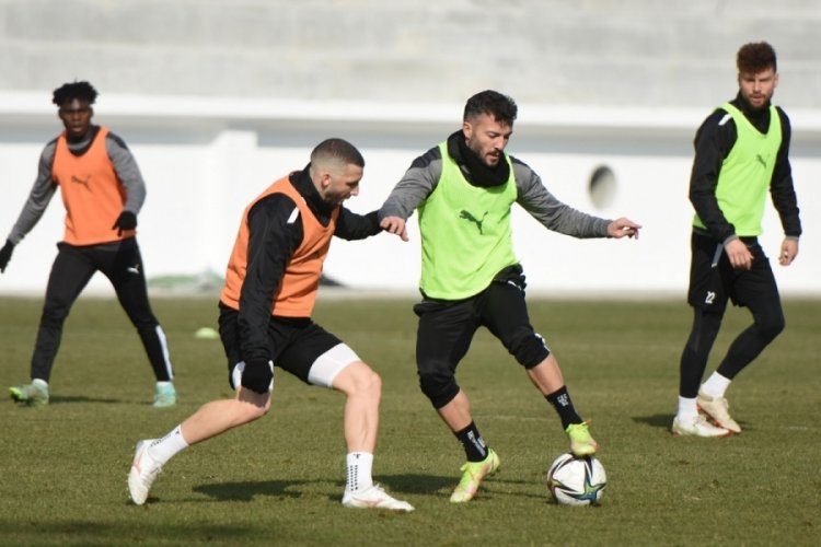 Manisa FK'nın rakibi Gen&ccedil;lerbirliği