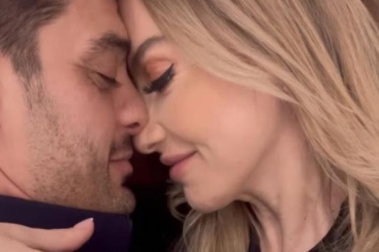 Hadise, m&uuml;stakbel kayınvalidesi ile bir araya geldi