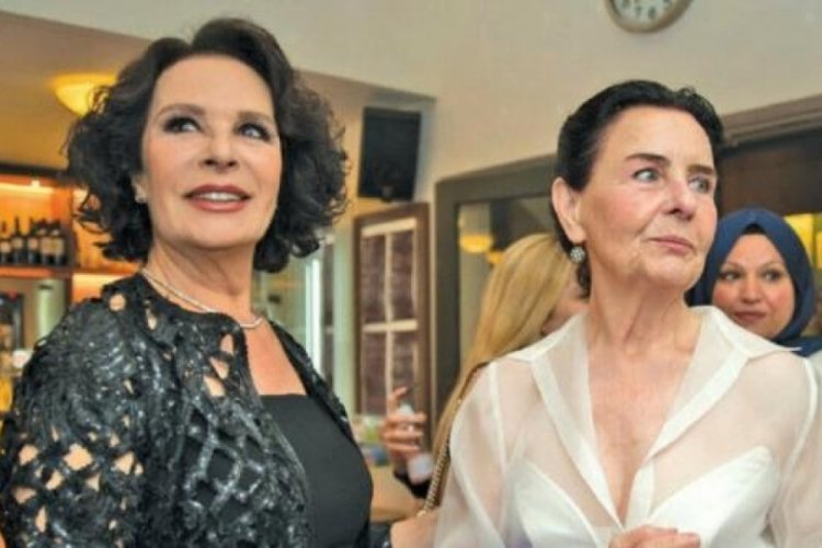 Yakın arkadaşı Fatma Girik'in &ouml;l&uuml;m&uuml;yle sarsılan H&uuml;lya Ko&ccedil;yiğit, canlı yayında konuşamadı