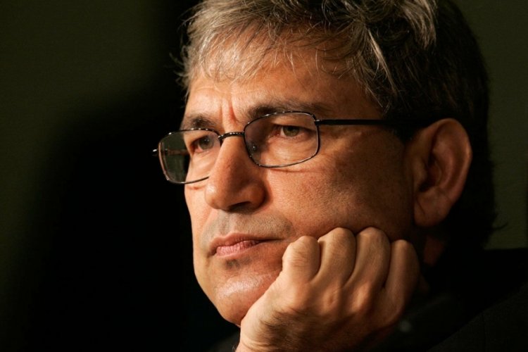 Orhan Pamuk'tan Sezen Aksu a&ccedil;ıklaması
