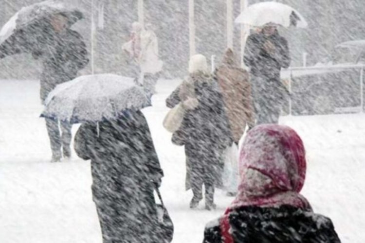 İstanbul'da mesaiye kar d&uuml;zenlemesi geldi