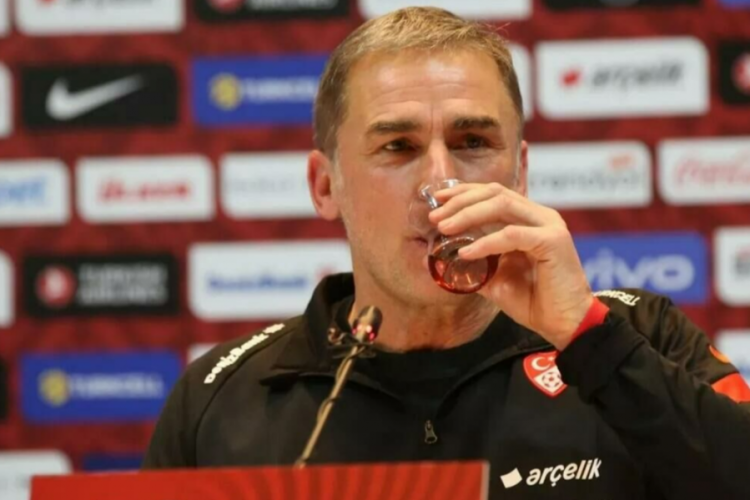 Stefan Kuntz: Oyuncularımla nerede, ne zaman konuşacağım bana kalmış