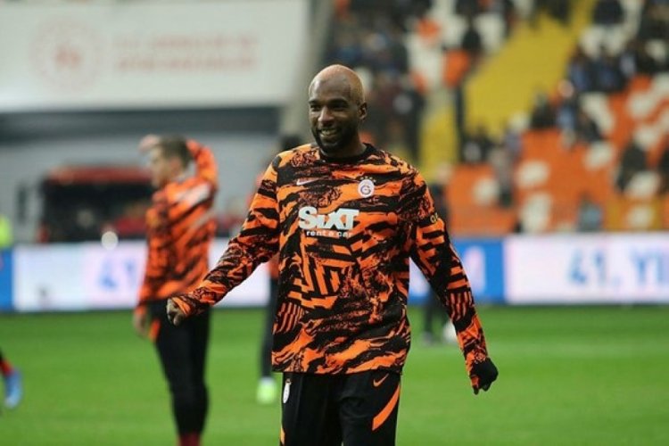 Hull City, Ryan Babel'i kadrosuna katmak istiyor