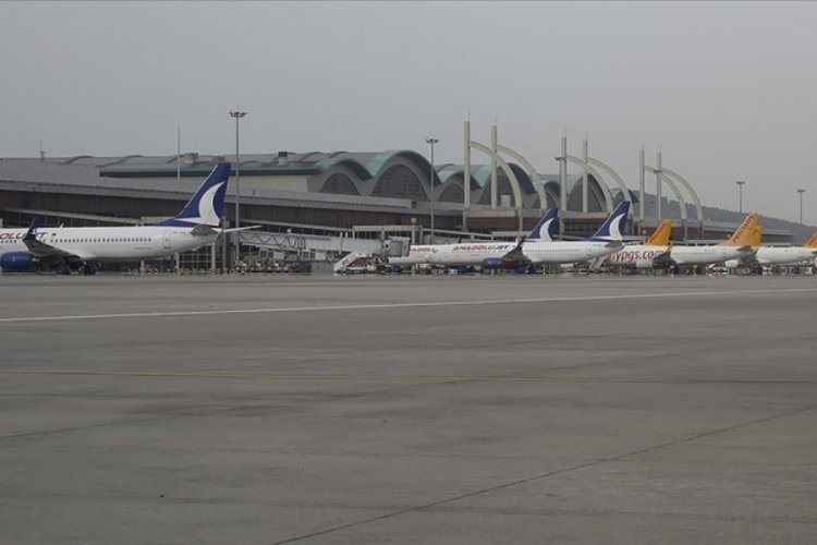 Sabiha G&ouml;k&ccedil;en Havalimanı'nda u&ccedil;uşlar devam ediyor