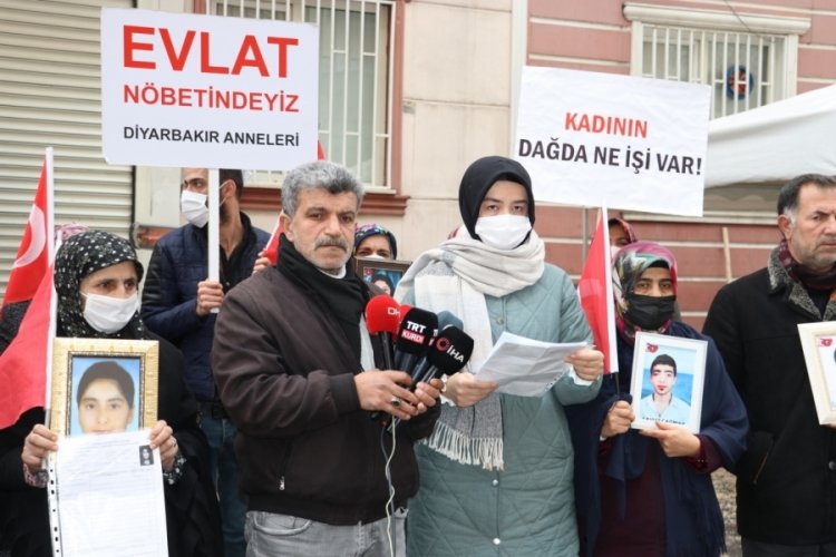 Diyarbakır'da evlat n&ouml;betindeki abla: Y&uuml;zde 70 engelli kardeşimi ka&ccedil;ırdılar