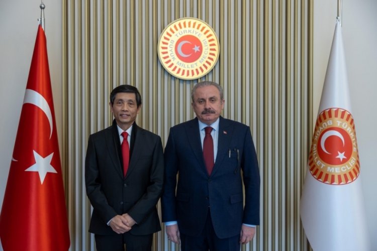 TBMM Başkanı Mustafa Şentop, Vietnam B&uuml;y&uuml;kel&ccedil;isi'ni kabul etti