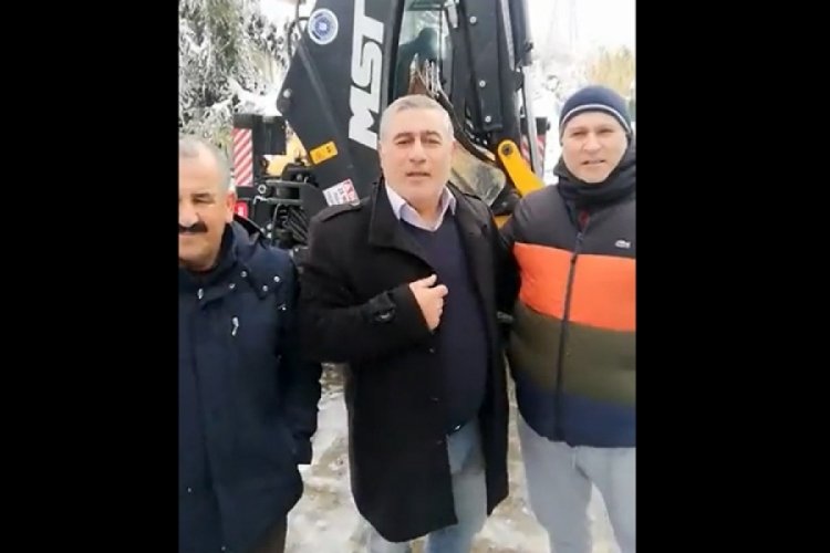 Bursa Mudanya'da kapanan yollara B&uuml;y&uuml;kşehir yardımı