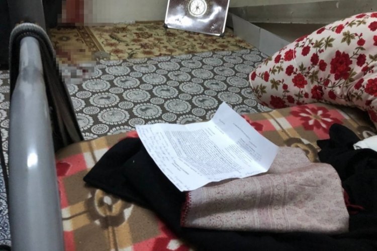 Bir yıl &ouml;nce intihar eden eşiyle aynı kaderi paylaştı