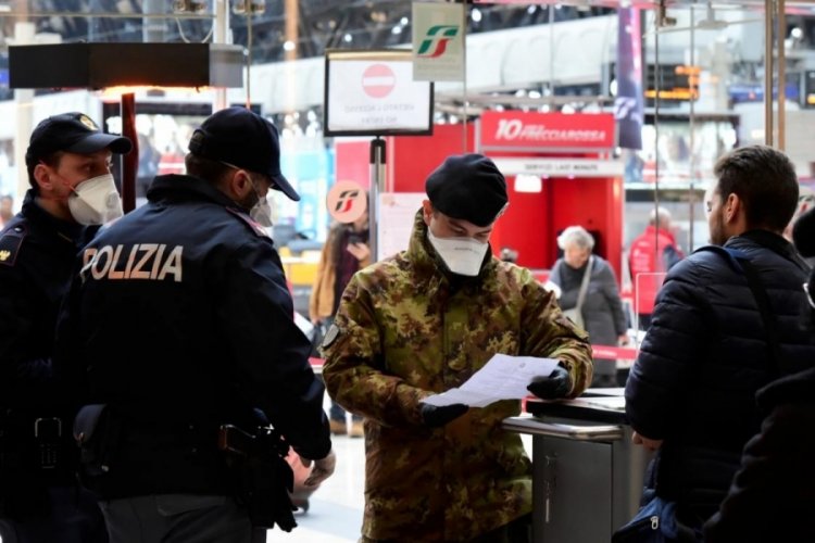 Fransa'dan vatandaşına İran'da hapis cezası verilmesine tepki