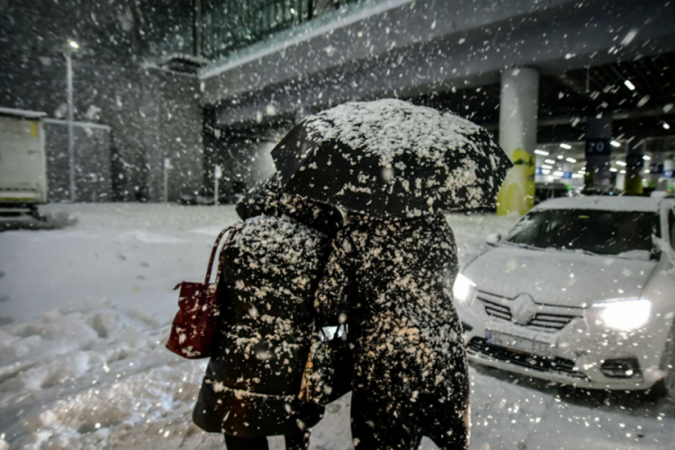 Meteoroloji'den 32 il i&ccedil;in turuncu ve sarı kodlu uyarı