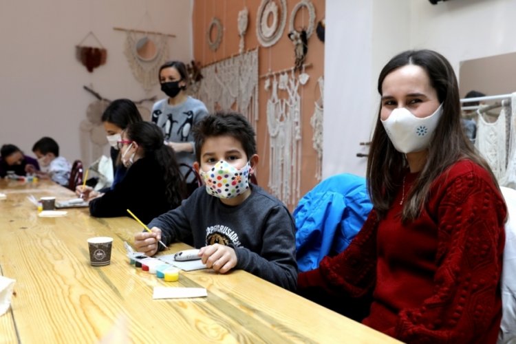 Bursa Mudanya'da yarıyıl tatili sanatla i&ccedil; i&ccedil;e ge&ccedil;iyor